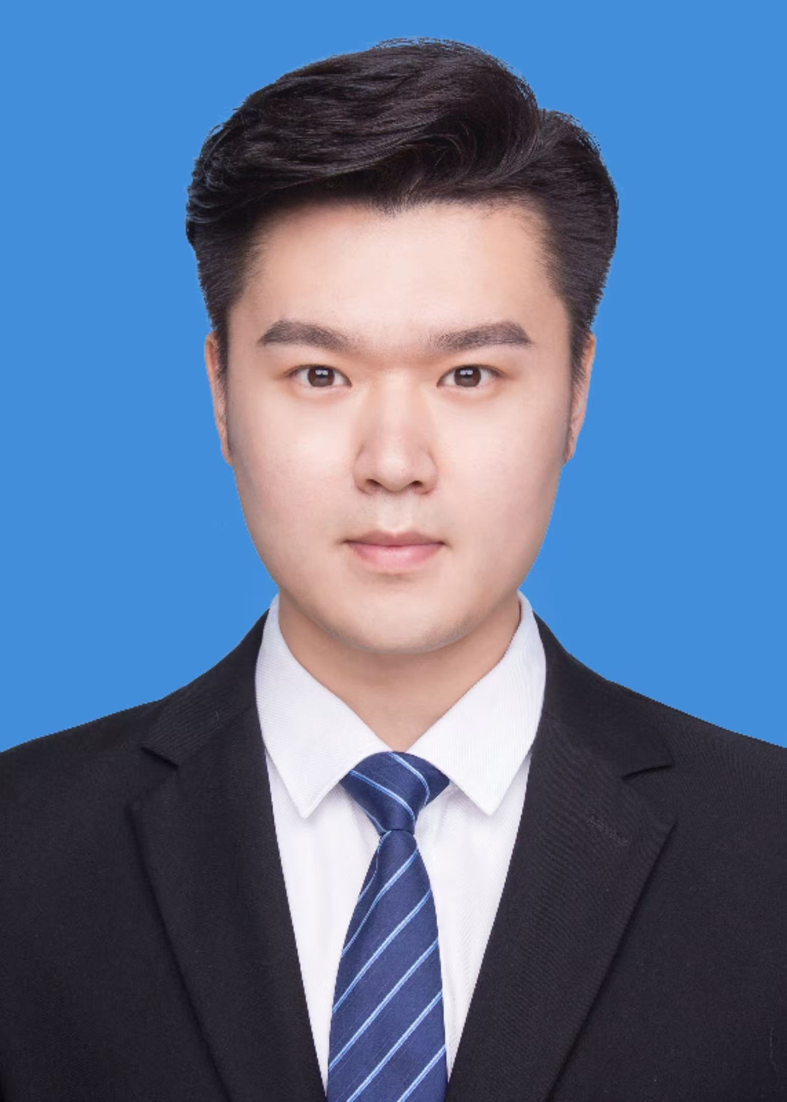 杨海铭